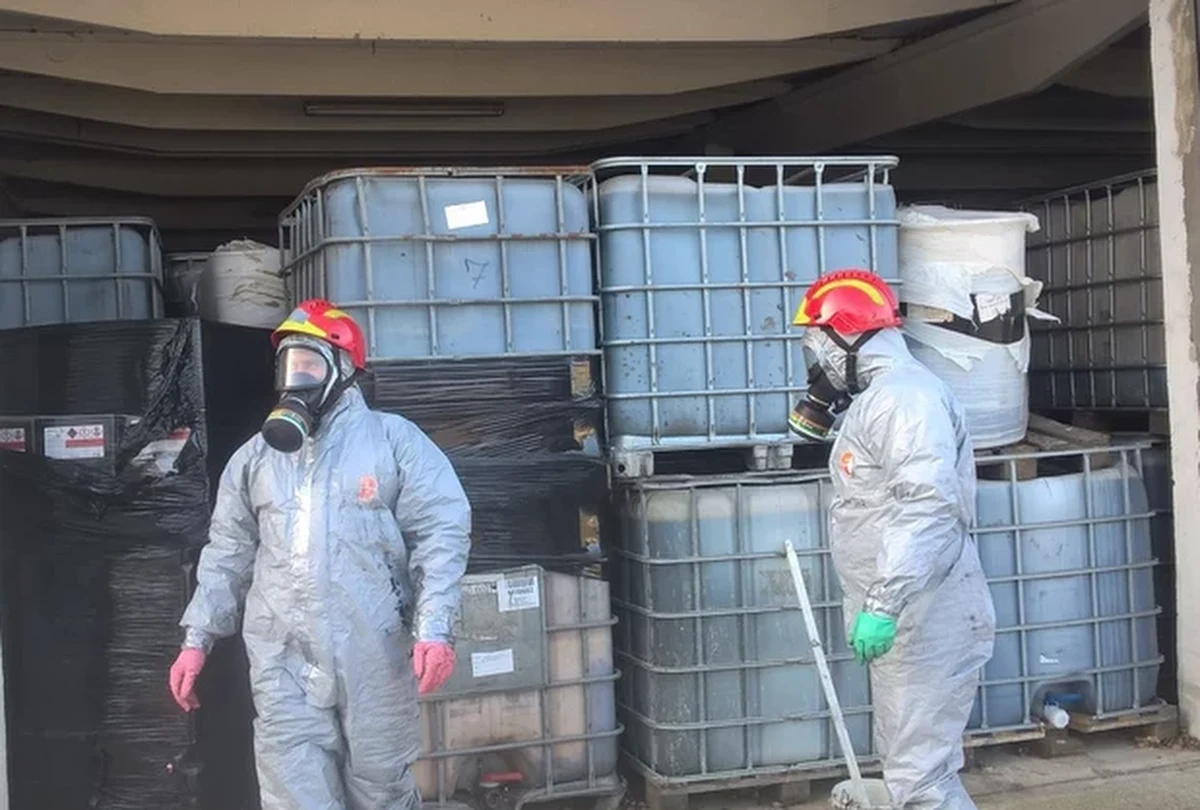 Po prawie czterech latach zlikwidowane zostało nielegalne składowisko toksycznych odpadów w gminie Borkowice na Mazowszu. Farby, lakiery i inne szkodliwe substancje zostały wywiezione.

