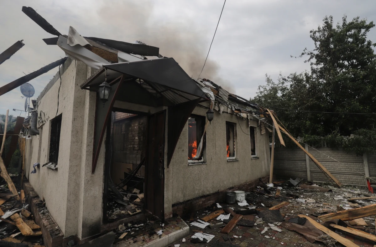 W centrum Siewierodoniecka w obwodzie ługańskim toczą się walki; Rosjanie ostrzeliwują to miasto, a także sąsiedni Lisiczańsk i inne miejscowości – podaje w porannym podsumowaniu w piątek Sztab Generalny Sił Zbrojnych Ukrainy.