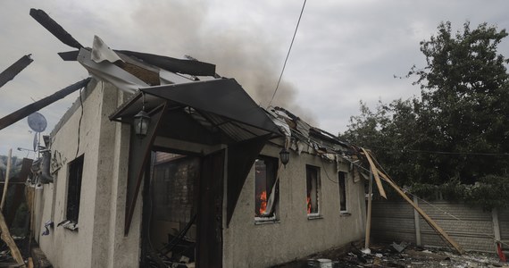 W centrum Siewierodoniecka w obwodzie ługańskim toczą się walki; Rosjanie ostrzeliwują to miasto, a także sąsiedni Lisiczańsk i inne miejscowości – podaje w porannym podsumowaniu w piątek Sztab Generalny Sił Zbrojnych Ukrainy.