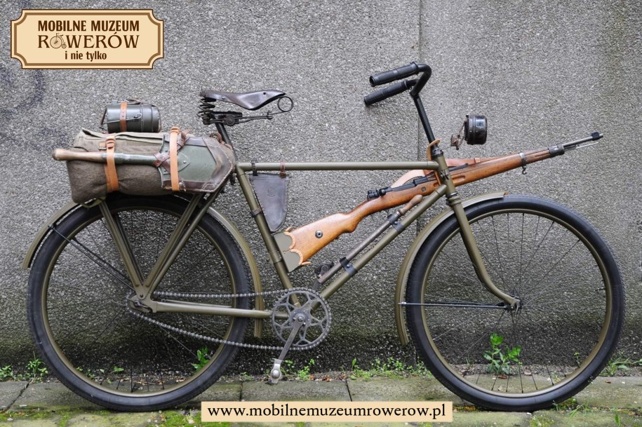 /Mobilne Muzeum Rowerów i nie tylko /