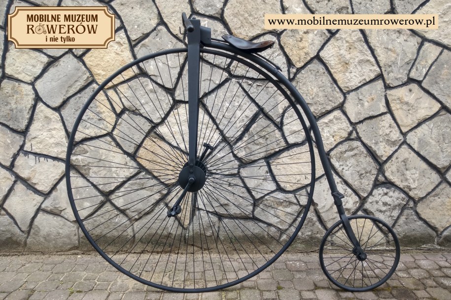 /Mobilne Muzeum Rowerów i nie tylko /