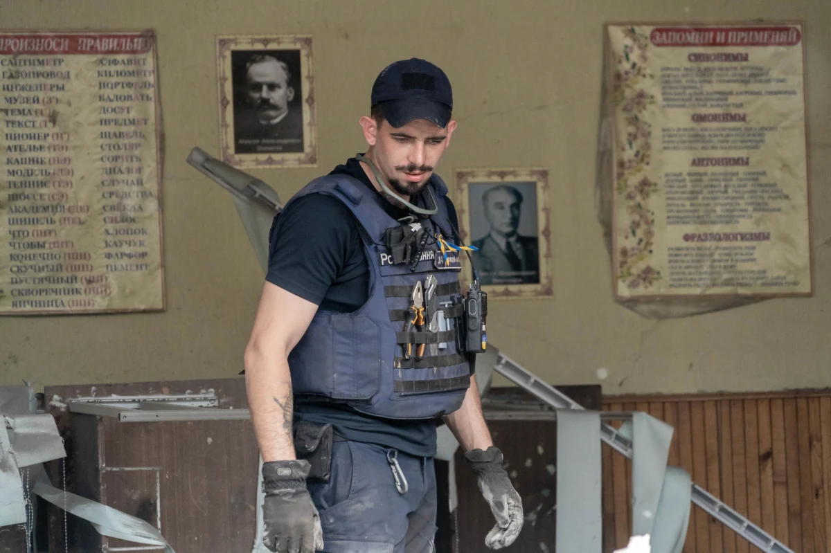 Rada UE przyjęła w piątek szósty pakiet sankcji przeciwko Rosji za agresję na Ukrainę. Polityczna zgoda na restrykcje została wynegocjowana podczas szczytu unijnych przywódców w nocy z poniedziałku na wtorek.
