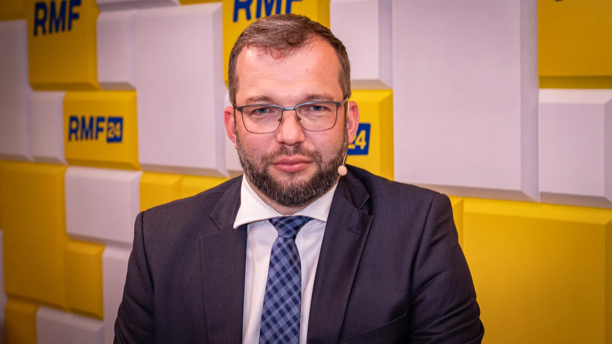 "Z pewnością mogę powiedzieć, że środki finansowe z Krajowego Planu Odbudowy do nas wpłyną" - mówił w Popołudniowej rozmowie w RMF FM minister funduszy i polityki regionalnej Grzegorz Puda. "Musimy zrealizować to, na co się umówiliśmy" - podkreślał gość Marka Tejchmana.