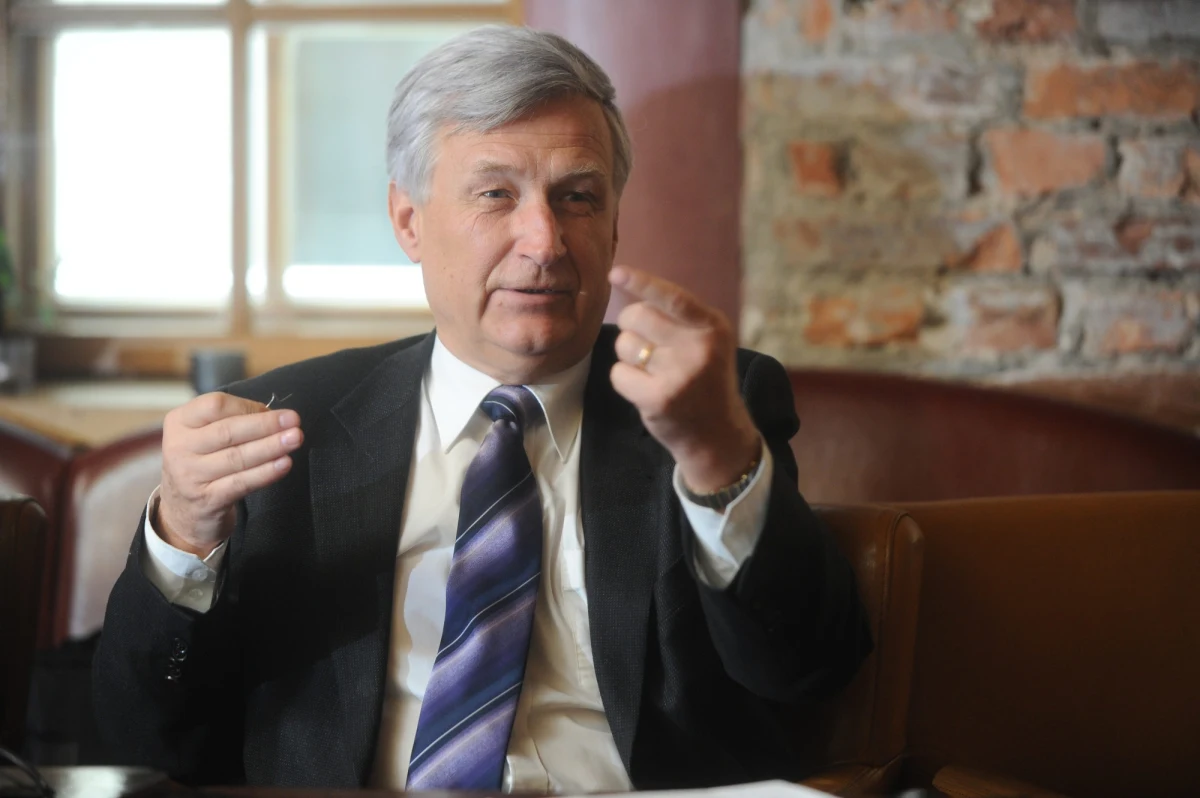 "Najgorsze w gospodarce niestety przed nami - jeszcze większa inflacja i spowolnienie gospodarcze" - mówił w Rozmowie w południe w RMF FM analityk finansowy Piotr Kuczyński. 