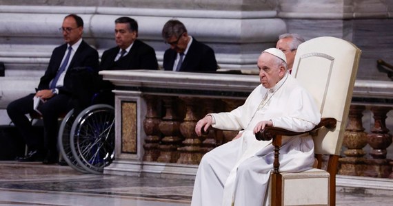 W ostatnich dniach ponownie pojawiły się plotki mówiące o tym, że wkrótce papież Franciszek może abdykować. O jego możliwej rezygnacji piszą watykaniści i wskazują, że kilka jego ostatnich decyzji może być przygotowaniem do tego.