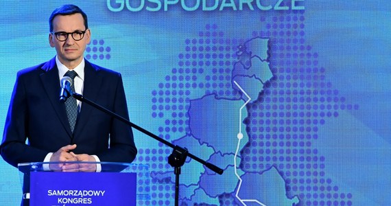 Wojna na Ukrainie w całym swoim okrucieństwie pokazała nam, jak ważna jest współpraca państw flanki wschodniej NATO, Unii Europejskiej - powiedział w poniedziałek w Lublinie premier Mateusz Morawiecki. Nie będzie Trójmorza bez wolnej i suwerennej Ukrainy - dodał.