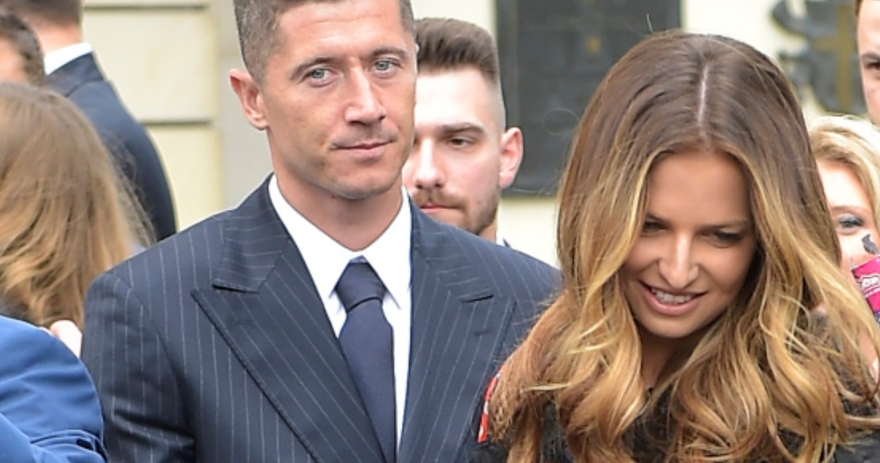 Lewandowska pokazała się z mężem. Wymowna reakcja prosto z Barcelony