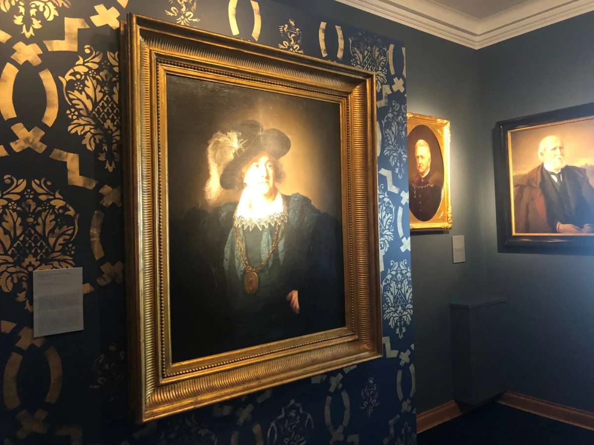 Od niedzieli w Muzeum w Nieborowie i Arkadii można oglądać najnowszą wystawę zatytułowaną „ W Radziwiłłowskim stały domu...". Eksponaty pochodzą z prywatnych kolekcji. Sprawdźcie co czeka na zwiedzających. 