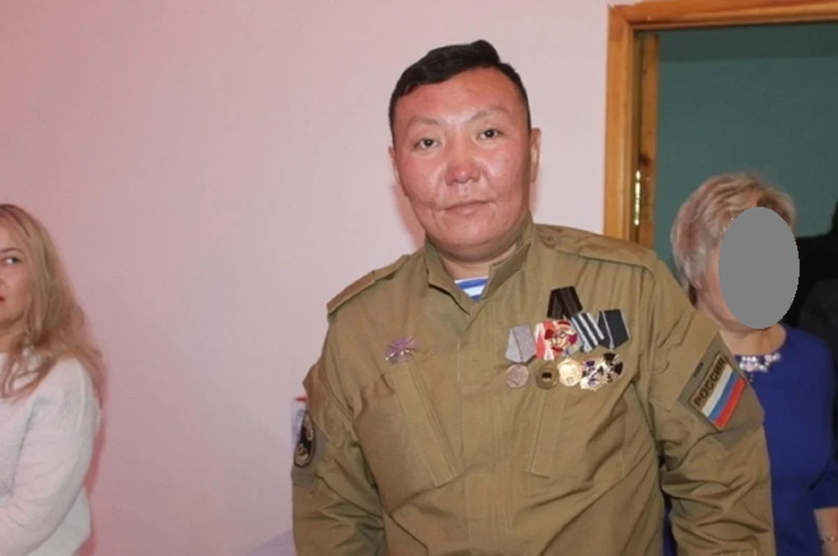 Ukraiński snajper zastrzelił Władimira Andonowa, zwanego także „Katem”. Ten rosyjski żołnierz zyskał niechlubną sławę, kiedy zabijał cywilów i jeńców wojennych na Ukrainie w 2015 roku. Według doniesień, Andonow zginął w Charkowie.