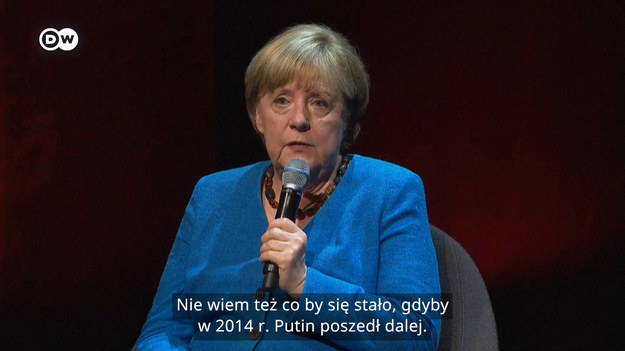 – Nie muszę sobie zarzucać, że za mało próbowałam uniknąć tego, do czego teraz doszło – powiedziała była kanclerz Niemiec Angela Merkel w pierwszym publicznym wywiadzie na emeryturze. Potępiła rosyjską agresję na Ukrainę.