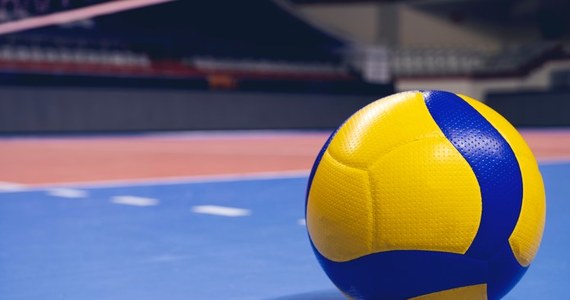 Reprezentacja Polski siatkarzy zajmuje drugie miejsce w najnowszym rankingu Międzynarodowej Federacji Siatkówki (FIVB). Polskie siatkarki awansowały na 10. miejsce. Liderami są Brazylijczycy i Amerykanki.