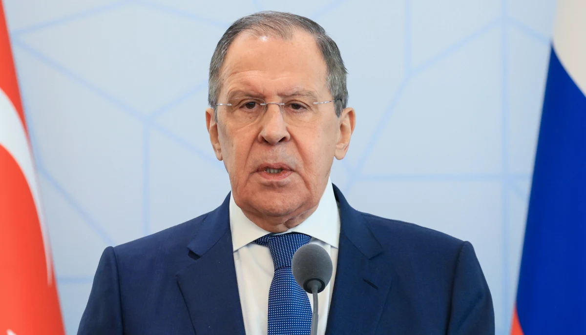 Nerwowa reakcja Siergieja Ławrowa. Szef rosyjskiej dyplomacji został zapytany przez ukraińskiego dziennikarza o kradzież zboża. "Głowa cię boli od zastanawiania się cały czas, gdzie coś ukraść?" - odpowiedział minister. 