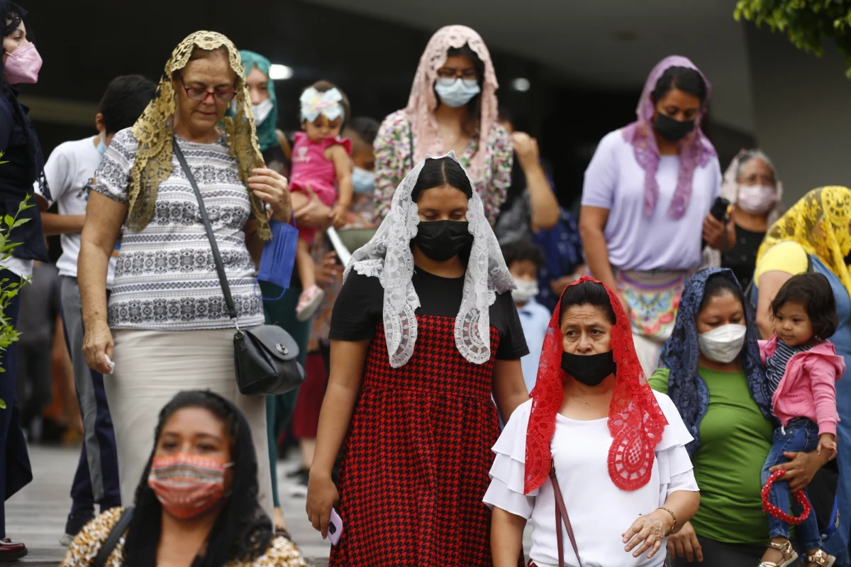 Przywódca wspólnoty religijnej z Meksyku został skazany w Stanach Zjednoczonych na 16 lat i 8 miesięcy więzienia za wykorzystywanie seksualne dziewcząt. Wmawiał im, że seks z nim doprowadzi je do zbawienia. Przed sądem ofiary nazywały go "antychrystem" i "potworem".  