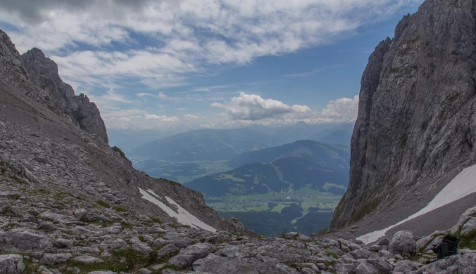 Tyrol: Niemiecki alpinista przysypany głazami