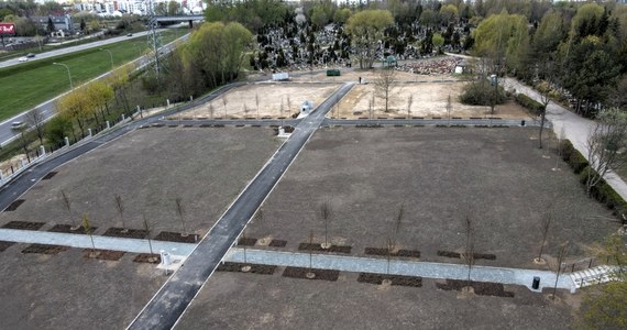 Zakończyła się rozbudowa Cmentarza Łostowickiego w Gdańsku. Teren nekropolii powiększył się o 1,8 ha a to oznacza, że pojawiło się ponad 2100 dodatkowych miejsc pochówku. 