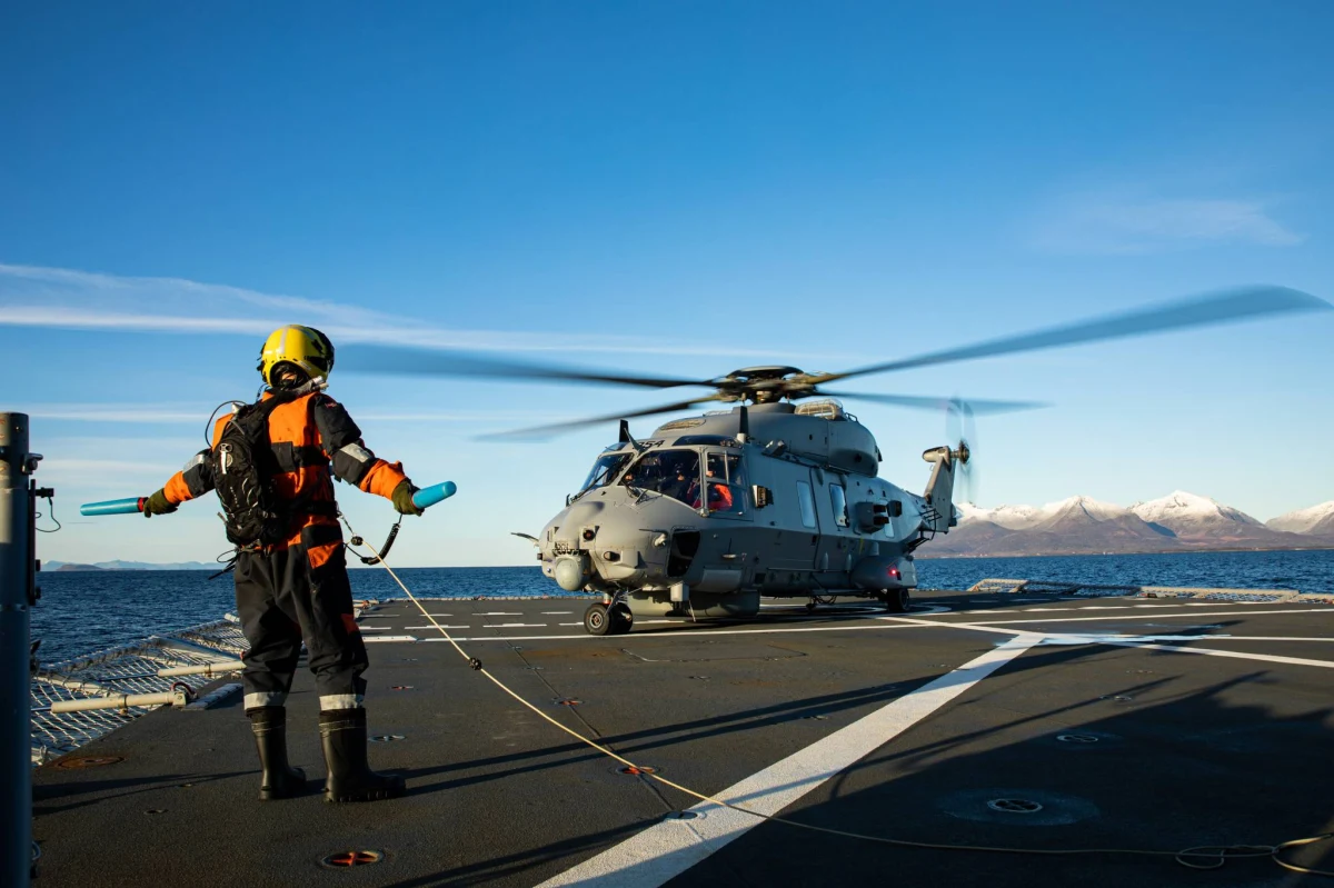 Norwegia odeśle do Francji śmigłowce wojskowe NH90, zamówione w NH Industries i żąda zwrotu 490 milionów dolarów oraz odsetek. Jak mówią przedstawiciele rządu w Oslo, "dostarczone śmigłowce NH90 spędziły więcej czasu w warsztacie niż w powietrzu".