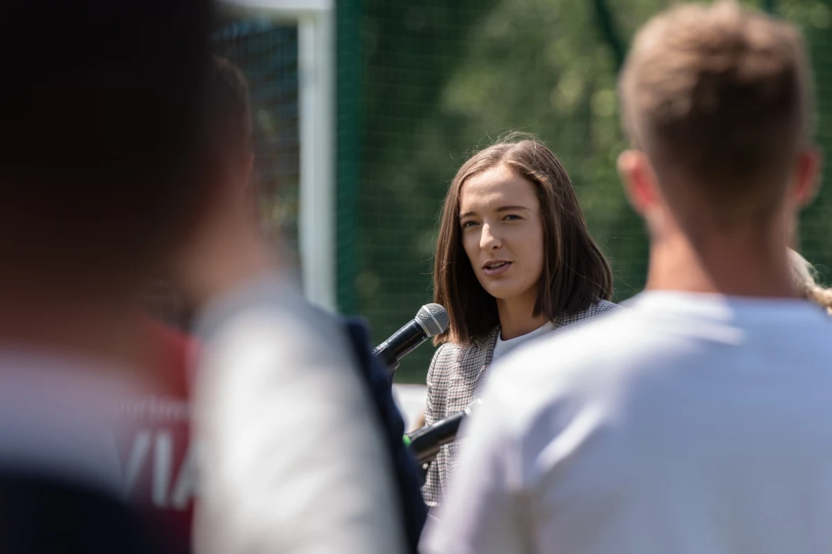 Liderka światowego rankingu tenisistek Iga Świątek nie wystąpi w turnieju WTA na kortach trawiastych w Berlinie (pula nagród 709 tys. euro). Oficjalnym powodem, jak poinformowano w piątek, jest kontuzja barku.