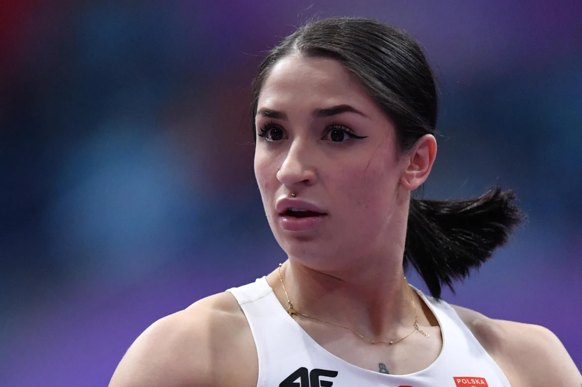 Na mistrzostwach Polski w Suwałkach Ewa Swoboda przebiegła 100 m w czasie 10,99 s. To drugi wynik w historii polskiej lekkoatletyki, ale nie znajdzie się w oficjalnych tabelach ze względu na zbyt silny, sprzyjający wiatr - 2,4 m/s. Swoboda została mistrzynią Polski.