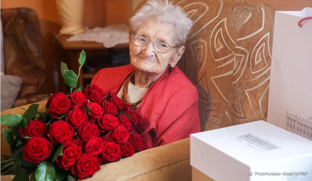 ​Mieszkająca w Gliwicach Tekla Juniewicz skończyła w piątek 116 lat. Jest najstarszą Polką i drugą pod względem długowieczności osobą na świecie. 