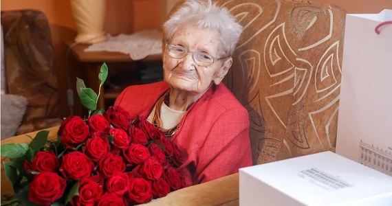 ​Mieszkająca w Gliwicach Tekla Juniewicz skończyła w piątek 116 lat. Jest najstarszą Polką i drugą pod względem długowieczności osobą na świecie. 