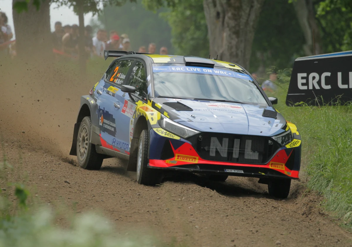 Nil Solans był najszybszy na odcinku kwalifikacyjnym 78. Rajdu Polski. Druga lokata przypadła Mikołajowi Marczykowi i Szymonowi Gospodarczykowi.