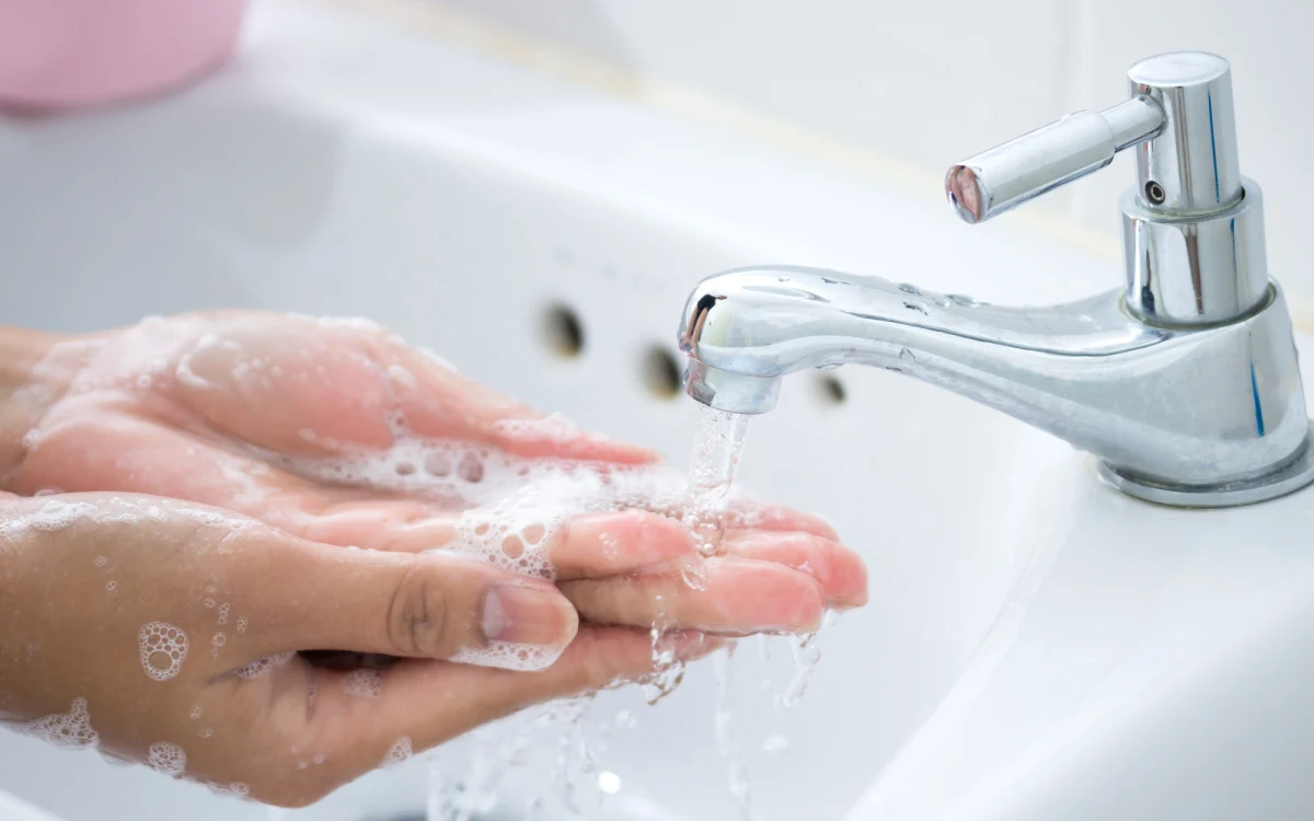 Mieszkańcy ​Bytomia nie mają ciepłej wody w kranach. Problem dotyczy kilku dzielnic. I tak ma być nieprzerwanie aż do piątku.

