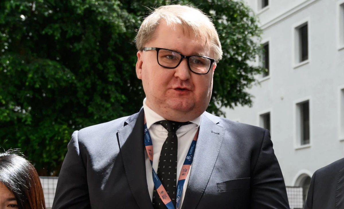 Zachodnie sankcje nałożone na Rosję za inwazję na Ukrainę nie zaszkodziły rosyjskiej gospodarce tak, jak tego oczekiwano - powiedział portalowi Politico wiceminister rozwoju gospodarczego Ukrainy Taras Kaczka. Wezwał do zaostrzenia embarga na rosyjskie towary i usługi.