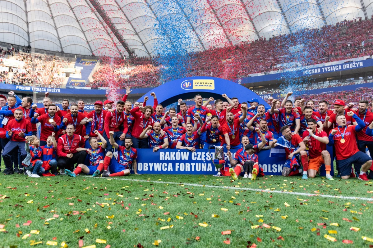 Wicemistrz Polski i zdobywca krajowego pucharu Raków Częstochowa zmierzy się 21 i 28 lipca z FK Astana w 2. rundzie eliminacji Ligi Konferencji. W środowym losowaniu w Nyonie rywali poznały także pozostałe polskie kluby, które mogą znaleźć się w tej fazie rozgrywek.