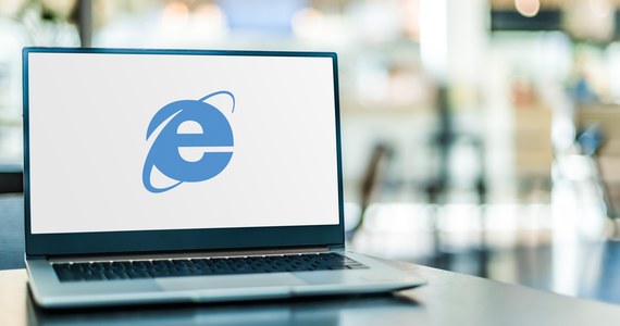 15 czerwca 2022 roku zapisze się w historii internetu. Właśnie dziś Microsoft wstrzymał wsparcie dla przeglądarki Internet Explorer. Oznacza to, że użytkownicy nie otrzymają już żadnej aktualizacji oprogramowania.