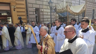 Abp Jędraszewski: wraz z okrucieństwami wojny doświadczamy obojętności niektórych państw