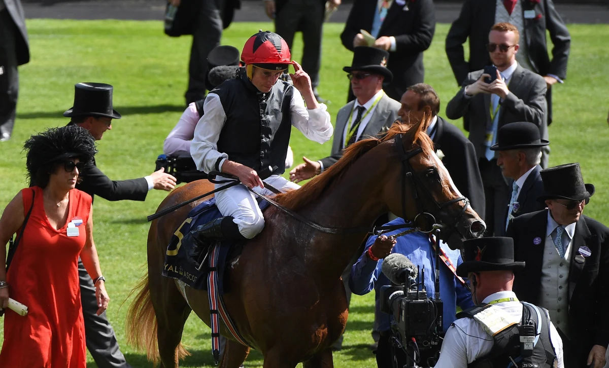 Brytyjska królowa Elżbieta II po raz pierwszy od czasu swojej koronacji w 1953 r. całkowicie opuściła wyścigi konne Royal Ascot.