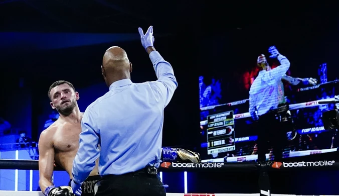 Pochodząca z Rosji gwiazda boksu zmiażdżyła rywala w Nowym Jorku