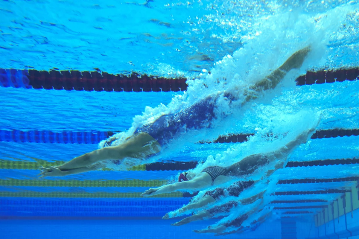 FINA, światowa federacja pływacka na nadzwyczajnym kongresie w Budapeszcie ograniczyła starty sportowców transpłciowych w kobiecych zawodach.