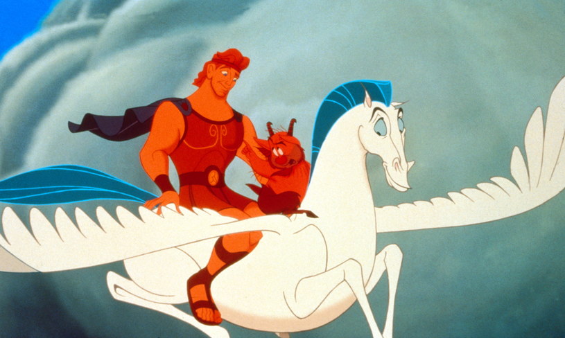 Po "Aladynie", "Pięknej i Bestii" oraz "Królu Lwie" wytwórnia Disneya postanowiła teraz dać drugie życie kolejnej swojej kultowej animacji. Tym razem filmowcy wezmą na warsztat "Herkulesa". Szczegóły tego projektu na razie nie są znane, wiadomo jednak, że za kamerą stanie Guy Ritchie.