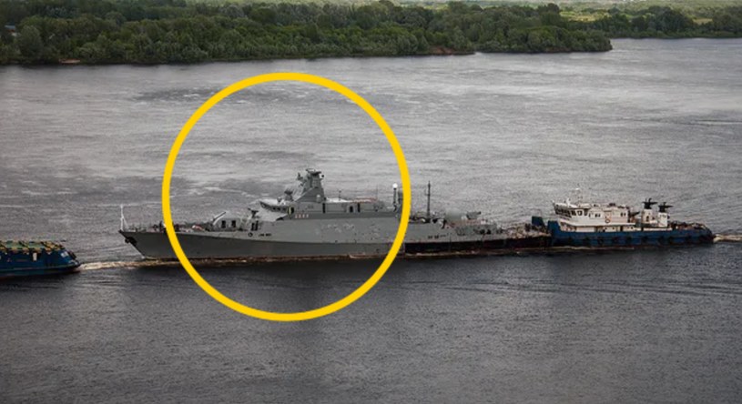 W internecie, na jednym z forów poświęconych tematyce militarnej pojawiło się zdjęcie rosyjskiego okrętu rakietowego, który był holowany przez rzekę Wołgę. Prawdopodobnie został on uszkodzony przez ukraińskie siły.