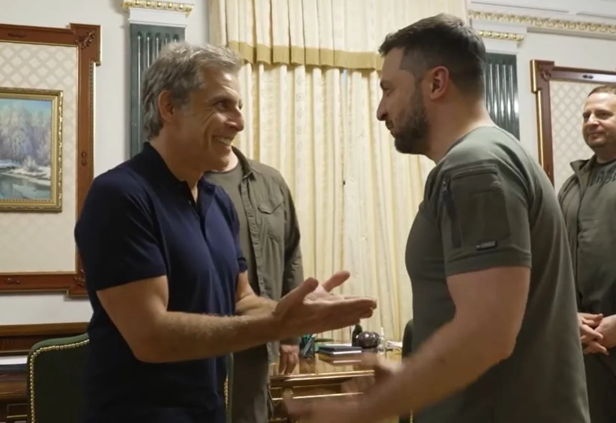 Ben Stiller spotkał się w Kijowie z prezydentem Ukrainy Wołodymyrem Zełenskim. Dzień wcześniej amerykański aktor był w Polsce, gdzie rozmawiał z ukraińskimi uchodźcami. Stiller jest ambasadorem dobrej woli Agencji ONZ ds. uchodźców.
