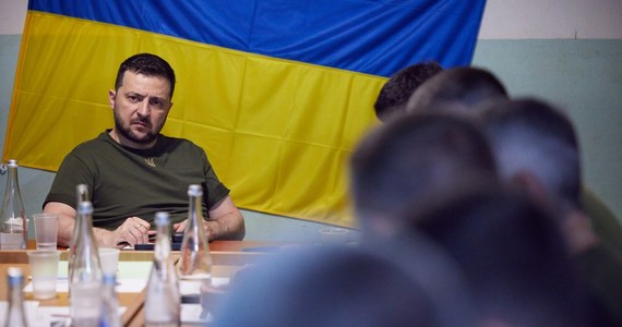 "Zaatakowana przez Rosję Ukraina każdego dnia udowadnia, że już jest częścią zjednoczonej Europy i jej systemu wartości" - powiedział prezydent Ukrainy Wołodymyr Zełenski w opublikowanym w nocy nagraniu wideo.