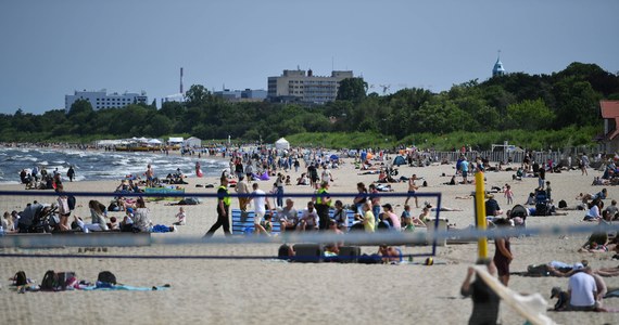 Zainteresowanie wyjazdami wakacjami w Polsce jest o 32 proc. mniejsze niż rok temu - wynika z danych Nocowanie.pl. Najwięcej osób szuka zakwaterowania nad morzem, najpopularniejszą lokalizacją jest Władysławowo.