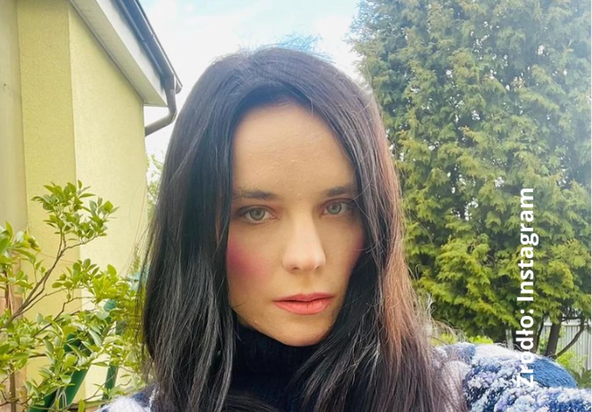 Znana w USA rosyjsko-amerykańska modelka Kira Dikhtyar planuje zastąpić wycofujących się z rosyjskiego rynku gigantów odzieżowych, kopiując ich projekty - pisze "Washington Post". Celebrytka miała też grozić autorowi tekstu nasłaniem na niego rosyjskiej mafii.