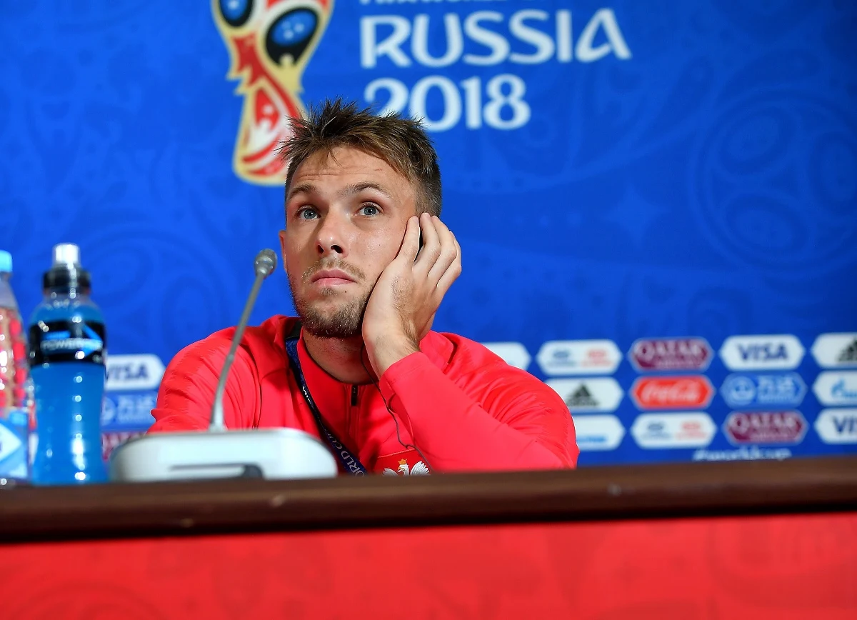 Czesław Michniewicz zrezygnował z usług Macieja Rybusa w reprezentacji Polski i nie powoła go na tegoroczny mundial. Decyzję selekcjonera zdecydowanie poparł minister sportu i turystyki Kamil Bortniczuk.