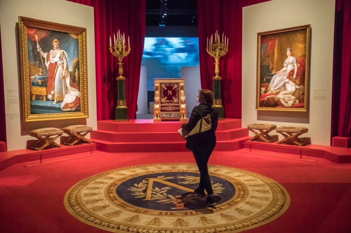 Wybrany w niedzielnych wyborach członek francuskiego parlamentu został pozwany przez najstarszą w tym kraju rodzinę arystokratyczną. Jej członkinie oskarżają Emmanuela Taché de la Pagerie o bezprawne przypisanie sobie nazwiska ich rodu. 