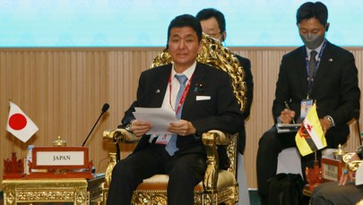Japoński minister: Chińskie i rosyjskie okręty niemal okrążają Japonię. To pokaz siły
