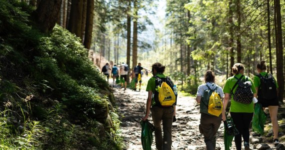 Czyste Tatry odbędą się w tym roku już po raz jedenasty. Misja edukacyjna Stowarzyszenia Czysta Polska trwa, a włączają się w nią kolejni wolontariusze oraz marki, które czują odpowiedzialność za przyszłość Planety. W tym roku do wielkiego sprzątania szlaków, jako partner strategiczny, dołącza marka McDonald’s Polska, która nie tylko zmienia się, by zostawiać dobry ślad, ale także prowadzi  działania edukacyjne.