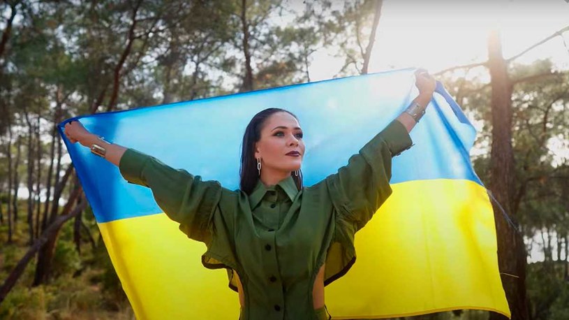 W sieci zadebiutowała piosenka, w której możemy usłyszeć całą plejadę ukraińskich gwiazd. Połączyli się oni w szczytnym celu - by pokazać szacunek dla walecznych rodaków i wesprzeć ich na duchu. Posłuchaj "Ми з України" (Jesteśmy z Ukrainy)!