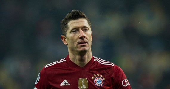 Z Bayernu Monachium niemal codziennie dochodzą sygnały zapewniające, że Robert Lewandowski nie opuści klubu tego lata. "Odbyłem z Robertem Lewandowskim bardzo ważną rozmowę na temat jego dalszej gry w Bayernie. Myślę, że pojawi się w pracy 12 lipca" - powiedzial Hasan Salihamidzic, dyrektor sportowy klubu.