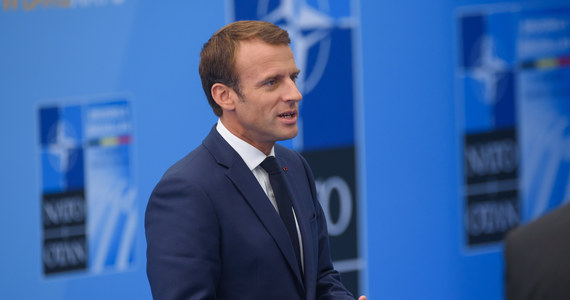 ​Prezydent Francji Emmanuel Macron oświadczył w sobotę w wywiadze dla agencji AFP, że postanowił "zatwierdzić" Elizabeth Borne na stanowisku premiera i powierzyć jej konsultacje w sprawie sformowania "aktywnego rządu" do początku lipca.