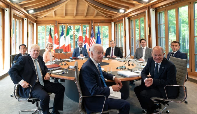 Żarty z Putina na szczycie G7. "Musimy pokazać mięśnie"