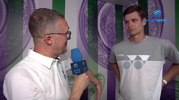 Rozstawiony z numerem siódmym Hubert Hurkacz odpadł w pierwszej rundzie Wimbledonu. Polski tenisista, który w poprzedniej edycji londyńskiej imprezy dotarł do półfinału, przegrał z Hiszpanem Alejandro Davidovichem Fokiną 6:7 (4-7), 4:6, 7:5, 6:2, 6:7 (8-10). Co powiedział Tomaszowi Lorkowi po meczu?

Wszystkie mecze Wimbledonu zobaczysz na sportowych kanałach Polsatu i na platformie Polsat Box Go. 
Skróty i najciekawsze zagrania z turnieju obejrzysz w Interii Sport.

KLIKNIJ TUTAJ I ZOBACZ SKRÓTY ORAZ NAJCIEKAWSZE MOMENTY WIMBLEDONU 2022.

Obserwuj Interię Sport i kibicuj Polakom!