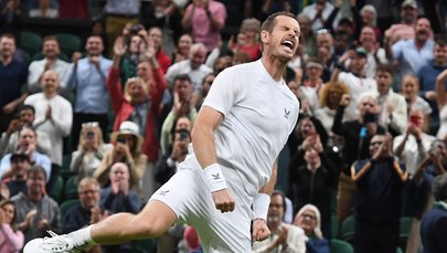 Wimbledon: Andy Murray komentuje swój nietypowy serwis 
