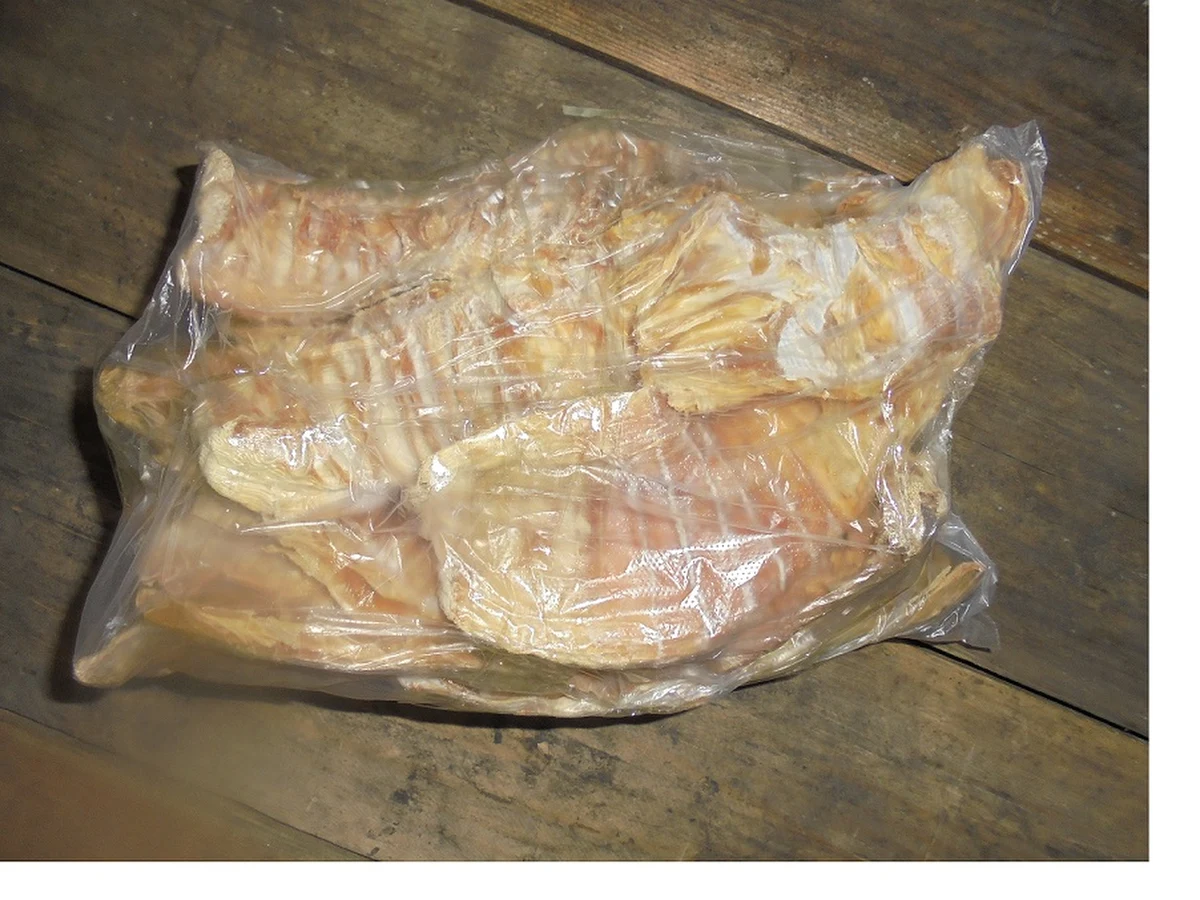 Przemyt około tony zepsutej, niebezpiecznej dla zdrowia żywności, m.in. produktów mięsnych udaremnili funkcjonariusze służby celno-skarbowej z Małaszewicz na Lubelszczyźnie. Funkcjonariusze skontrolowali dwa kontenery towarowe z Chin.

